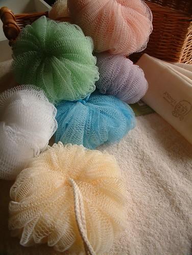 Dentifrices et appareils blanchissants Dentifrices et appareils blanchissants
